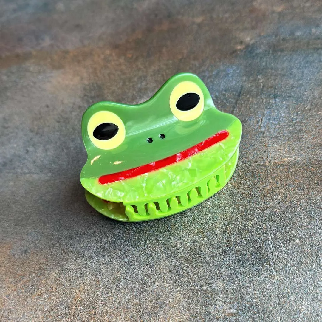 Frog Hair Claw Clip